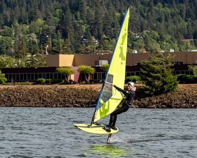 Tech Tip: Four Easy Gorge Foiling Spots Tech Tip: Four Easy Gorge Foiling Spots