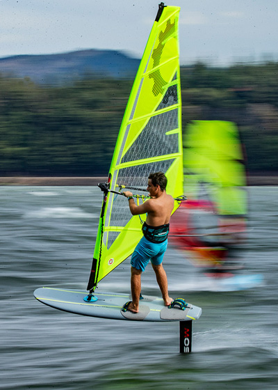 Tuning battens on your windsurfing sail Tuning battens on your windsurfing sail